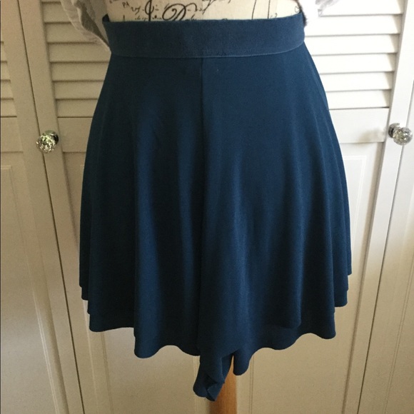 H&M Navy Blue Shorts - Picture 6 of 7